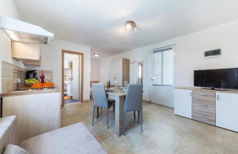 Stunning Apartment In Trget - Foto 16