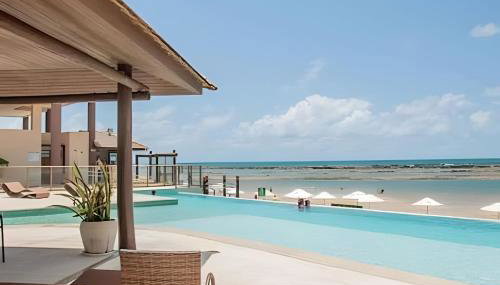 Apartamento Cond Pé na Areia com Varanda - Foto 2