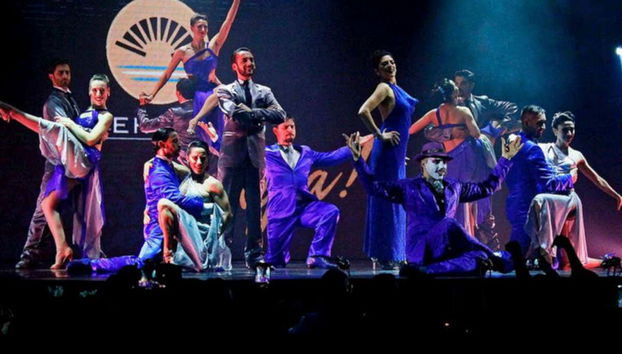 Artists during the tango show