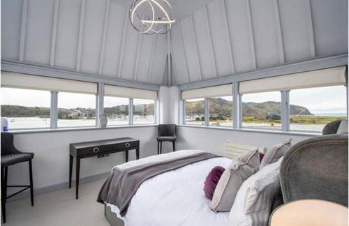 Deganwy Tower Apartment - Photo 1