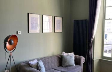 Grand Apartment on HOE/BARBICAN Allocated PARKING! - Foto 8