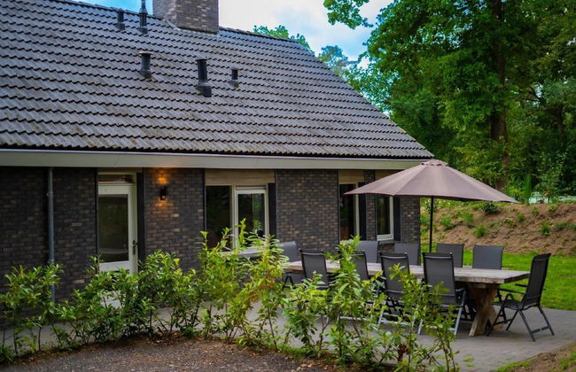 Comfortable House With hot tub - Photo 4