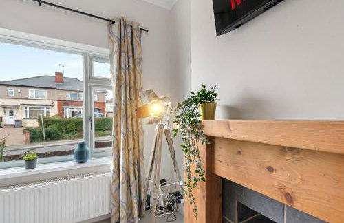 Whitehill - 3-Bed Home from Home, Sleeps 7, Great for Groups & Workers, FREE Parking & Netflix - Hosted by Stay Host Save - Photo 42