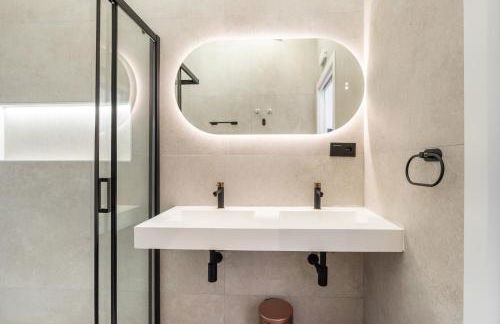 Suite Deluxe Valencia - Ciudad de las Artes - Photo 24