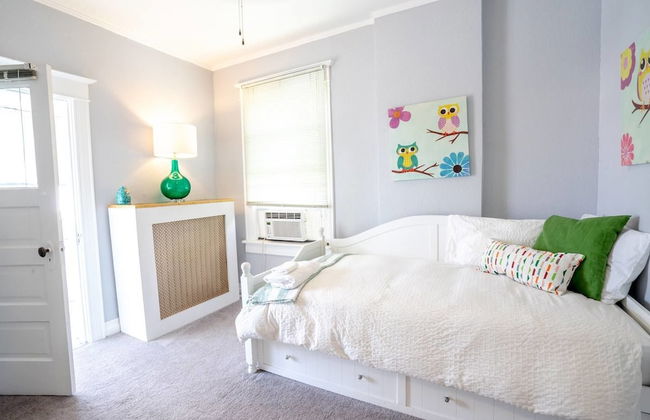 The Colorado Clubhouse in Capitol Hill - Photo 2