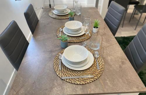 Stylish Home - Close to City Centre, Anfield Stadium - Free Parking - Foto 8