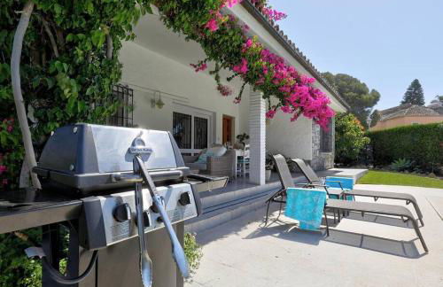 Andalusian Villa near the beach with Private Pool and BBQ - Photo 7