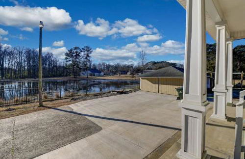Pond View Retreat Spacious 3BR - Foto 46