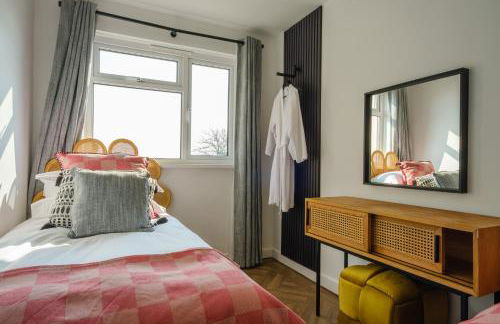 Priory Bay Escapes - Matahari - Photo 43