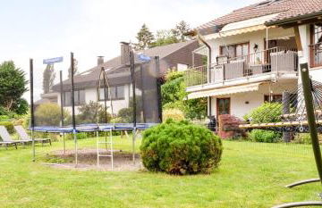 SeePanorama-Deluxe-Sauna-Massage-Garten-Tranpolin-Tischkicker-Tropical-BBQ-Parken - Foto 6