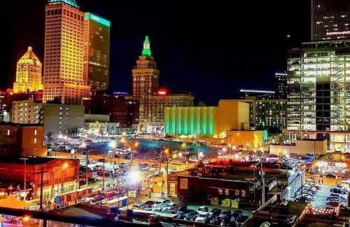 3-Br 2-Bath Family-Friendly Home -10 Min to Tulsa - Foto 8