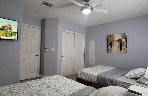 K - Fully remodeled and professionally decorated - Foto 17