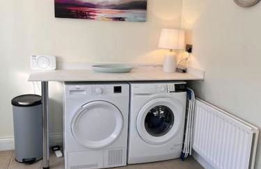 Amazing sea views and hot tub - Photo 17