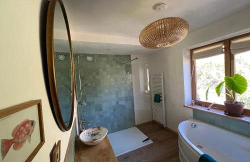 Très belle maison spacieuse et lumineuse, vue sur la station de Risoul et de Vars - Foto 40