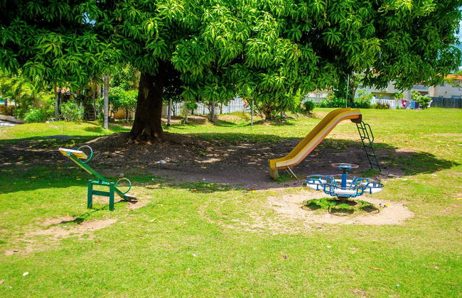 Centrally located Oakland Guest Apartment I - Photo 16