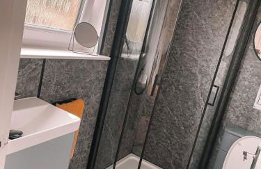 Pirnie Lodge Holiday Lets - Foto 45