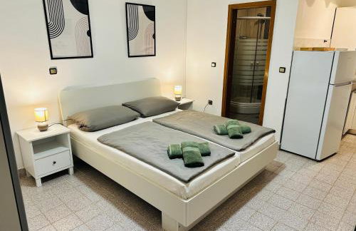 Studio Apartment near Beach Petrčane - Quiet & Central - Unit 3 - Foto 6