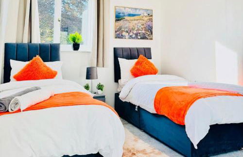 Beautiful and Spacious 4 Bed Room House In Coleshill-NEC - Foto 19