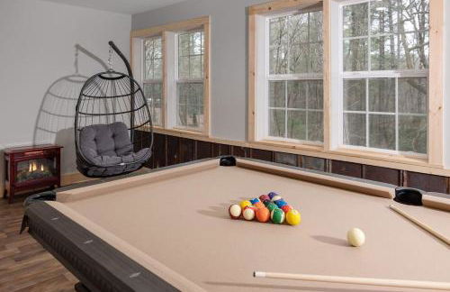 Boone Getaway Dog Friendly, Hot Tub, Fire Pit! - Foto 4