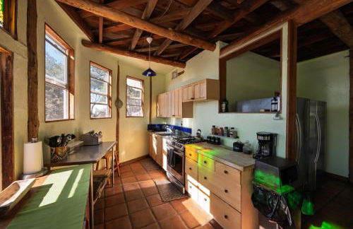 Cozy Rustic Mountain Home with Breathtaking views - Foto 14