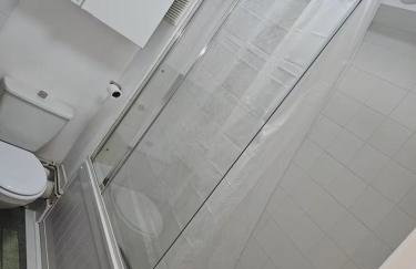 2BR Penthouse Flat in West London Near Elizabeth Line - Foto 27