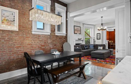 Historic 3-BR Downtown Bourbon Getaway - Foto 8