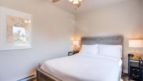 Free parking with In unit washer and dryer AC - Pets Ok - Foto 4