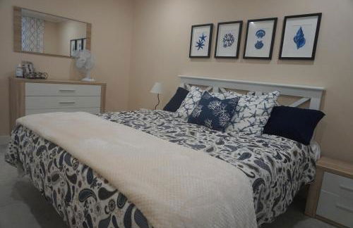 Surf Beach_Santa Barbara Secret Gardens - Photo 2