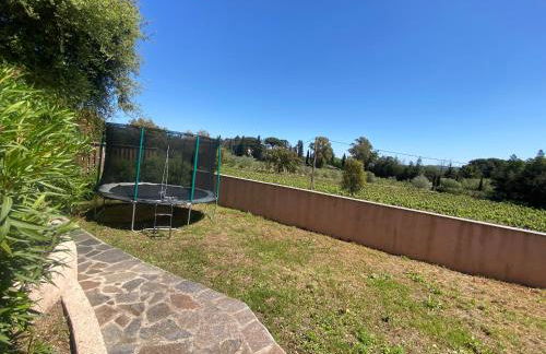 Maison de vacances vue sur les vignes, piscine, trampoline, ping pong et pétanque - Foto 6