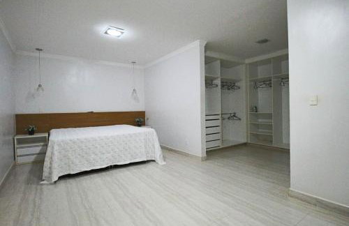Casa com Piscina e Churrasqueira em Taguatinga - Foto 28