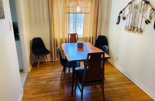 Vintage charm vacation home with modern comforts near Old Town - Foto 29