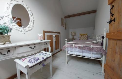 Meadowbeck Holiday Cottages - Photo 69