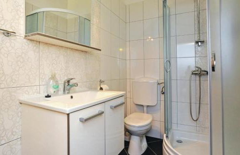 Nice Home In Prugovo With Jacuzzi - Foto 40