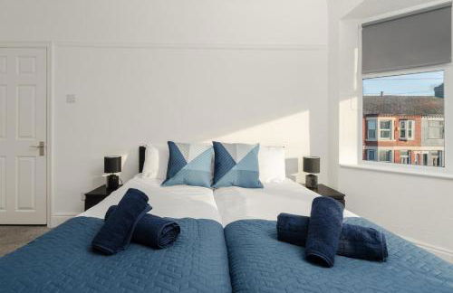 Spacious 3BR Sleeps 8 Ideal for Contractors or Large groups - Foto 23