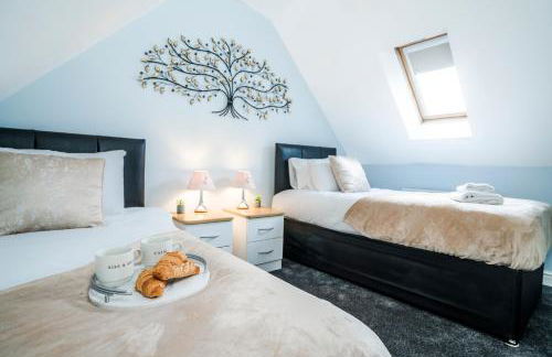 Progressive House 5 Bedrooms Inc Study with Sofabed, Garden, Smart TV in Every Bedroom FREE Parking - Foto 39