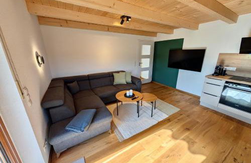 Gästehaus Philipp im Herzen des Fichtelgebirges - 5 Ferienwohnungen, großes Grundstück, Wald und Wiese, Wohnung mit privater Sauna, kostenfreie Parkplätze, WLAN - Foto 10