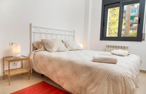 New & Sunny Apartment - Foto 6