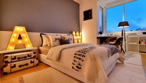 NEW - Epic Design -AC, Balcony, Free Parking - Foto 1