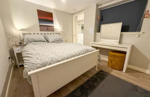 2-Bed Flat in Glasgow East End - Photo 13