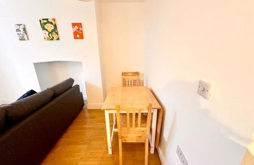 Flat-By Lewisham Train Station - Foto 11