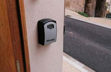 La Maison d’Helene & Antoine à Bonnieux XII siècle - Foto 33