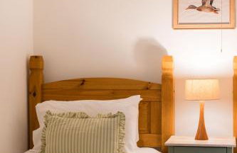 Snug Cotswolds Farm Cottage - The Henloft - Foto 22