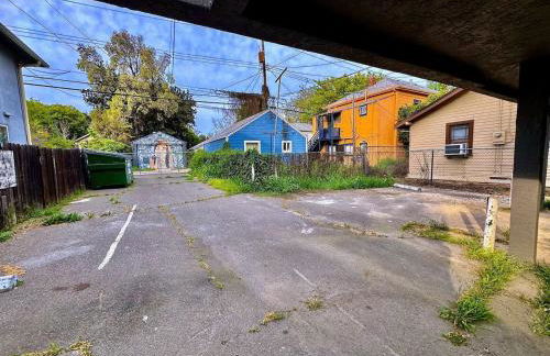 Central Midtown Apt-Secure Parking-Walk to Target - Foto 25