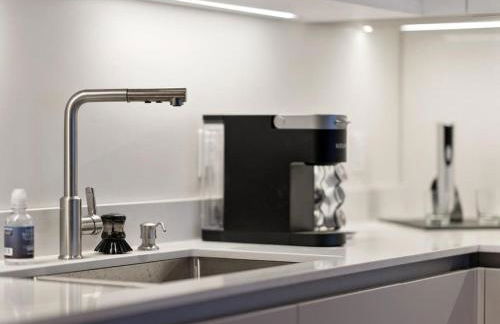 Findlay Suites Explore OTR with an Outdoor Deck - Foto 17