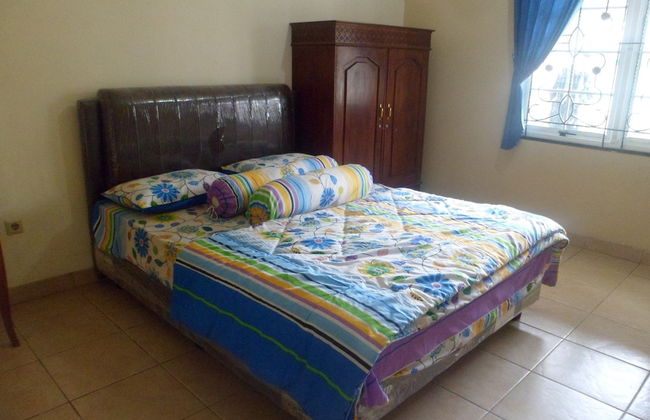 Villa Kota Bunga Violet - Photo 2