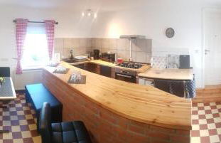 Große Monteurs und Handwerkerwohnung nahe Potsdam Berlin Bad Belzig und Brandenburg Ferienhaus zur weißen Taube - Foto 12