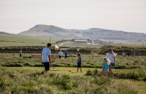Dome Meadow 1 with Outdoor Tub At Tapnell Farm - Foto 13
