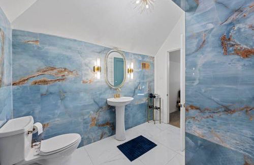 Large historical home w/ fire pit, chef kitchen. - Foto 31