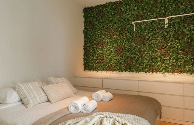 Beautiful Apartment in the Heart of Antwerp - Photo 3