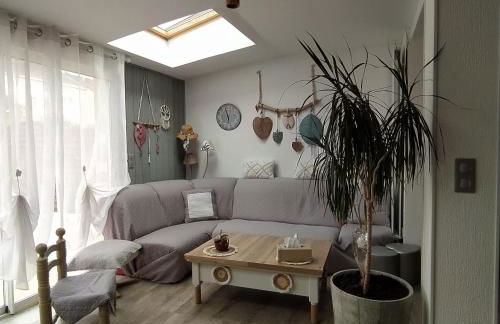 Maison entière 5 chambres à 10mn à pied de l'entrée principale du Circuit 24h Du Mans - Foto 1